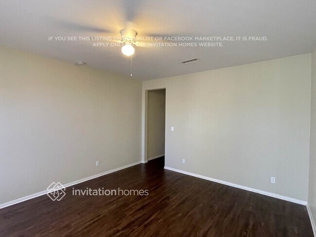 Foto del edificio - 6223 W Ave J 10