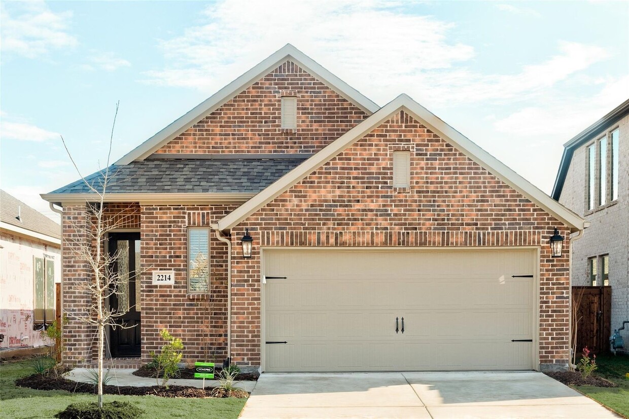 Foto principal - Modern 4-Bedroom Home in Forney!