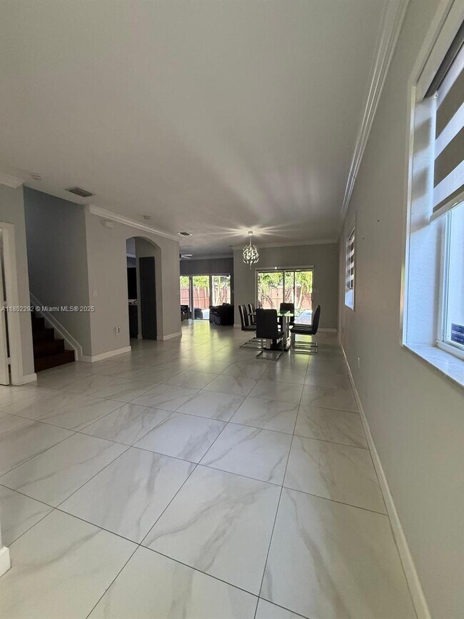 Foto del edificio - 239 SE 31st Terrace
