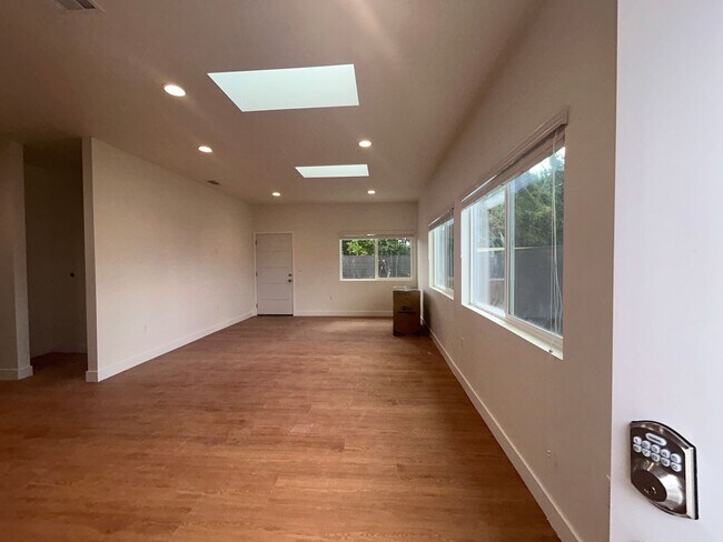 Foto del edificio - Newly Built 3 Bed / 2 Bath House for Rent in Westminster