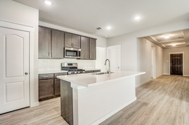 Building Photo - 3108 Round Rock Rd