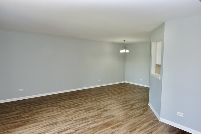 Foto del edificio - 10347 Dearlove Rd
