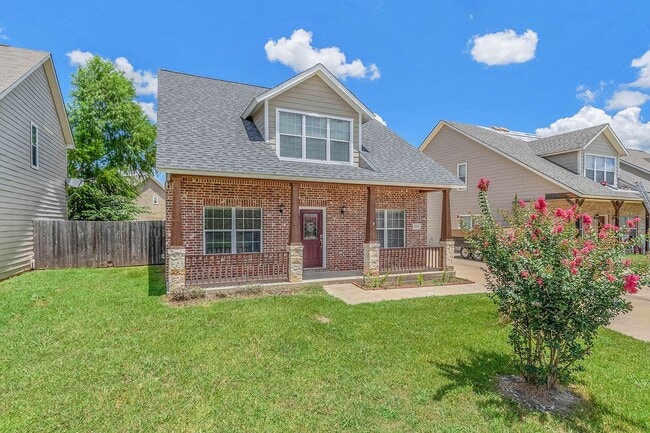 Foto del edificio - Available August 2026! 4 Bed, 3 Bath in Horse Haven Estates!!