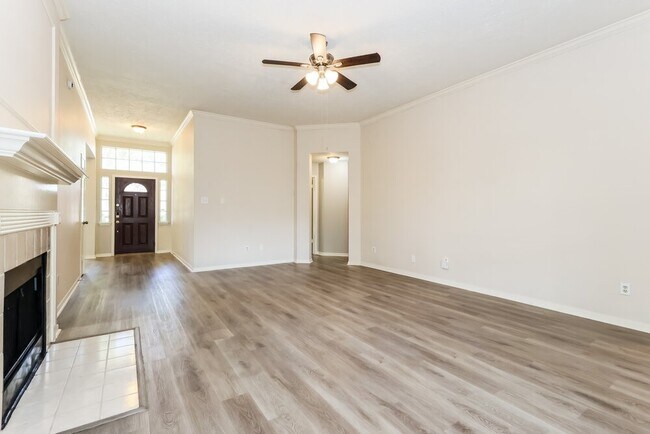 Building Photo - 4910 Stone Harbor Dr