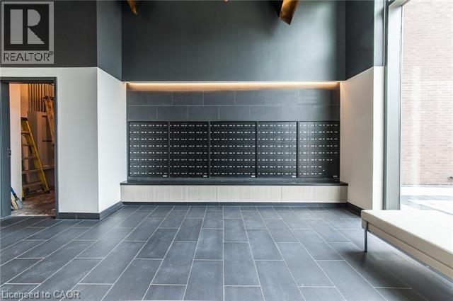 Photo du bâtiment - 85 Duke St W