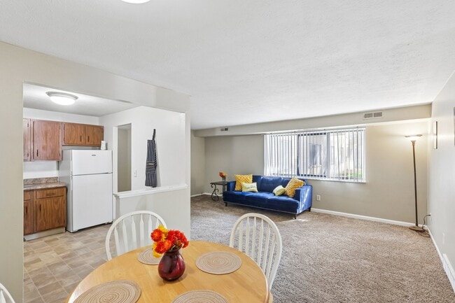 Building Photo - Columbus Park Apartments