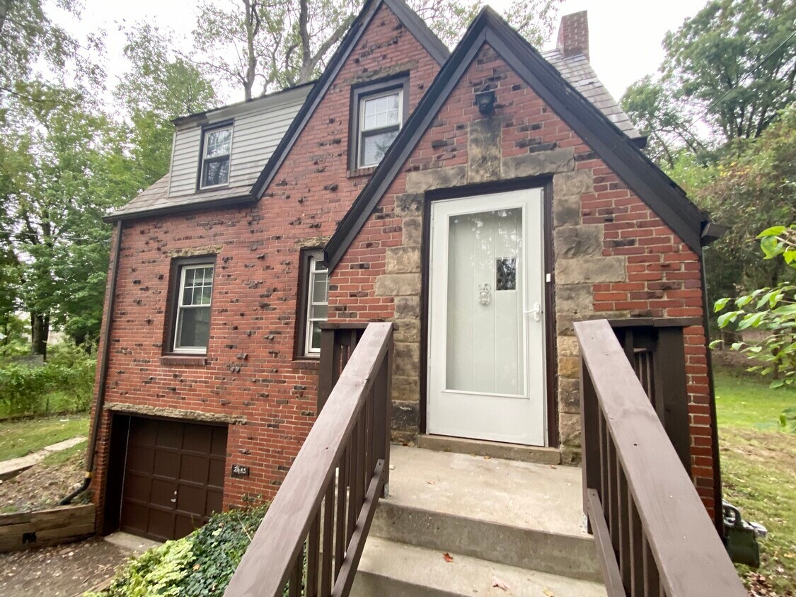 2445 Lytle Rd, Bethel Park, PA 15102 House Rental in Bethel Park, PA