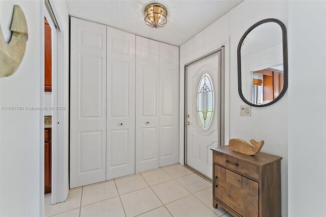 Building Photo - 101 Sand Pine Dr