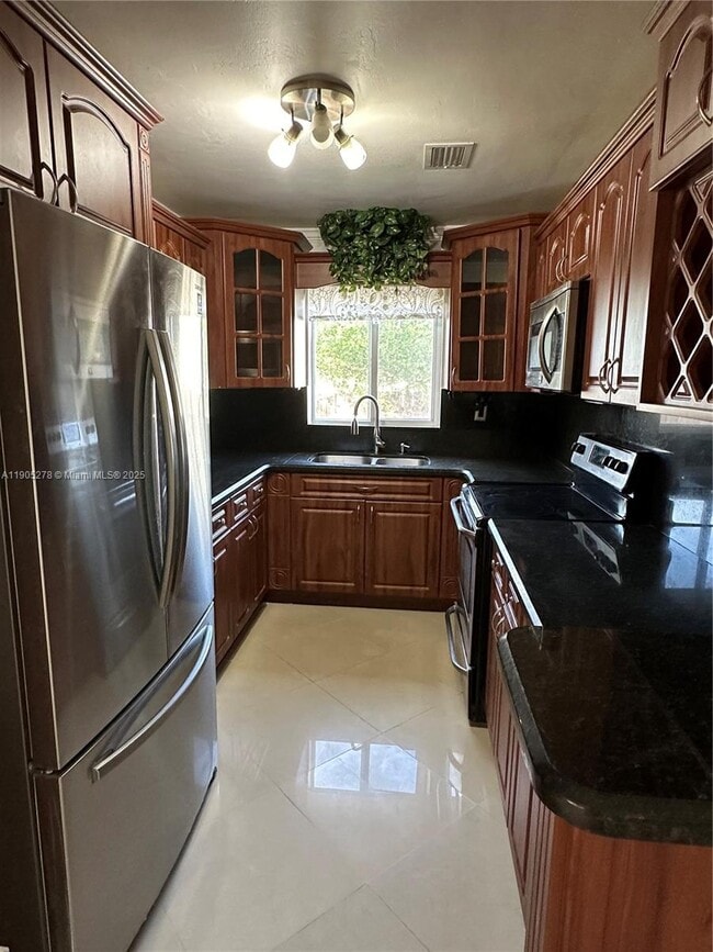 Building Photo - 1718 N 27th Ave