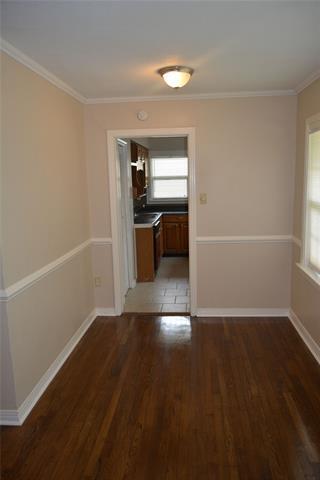 Building Photo - 4917 Roanoke St