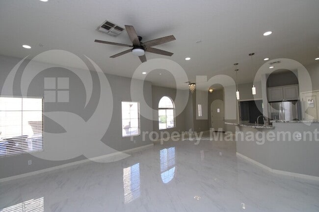 Building Photo - 16610 N 49th Way