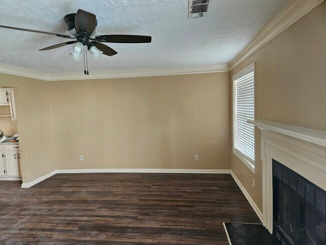 Foto del edificio - 3835 Conley Downs Dr