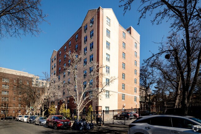Building Photo - 155-02 90th Ave