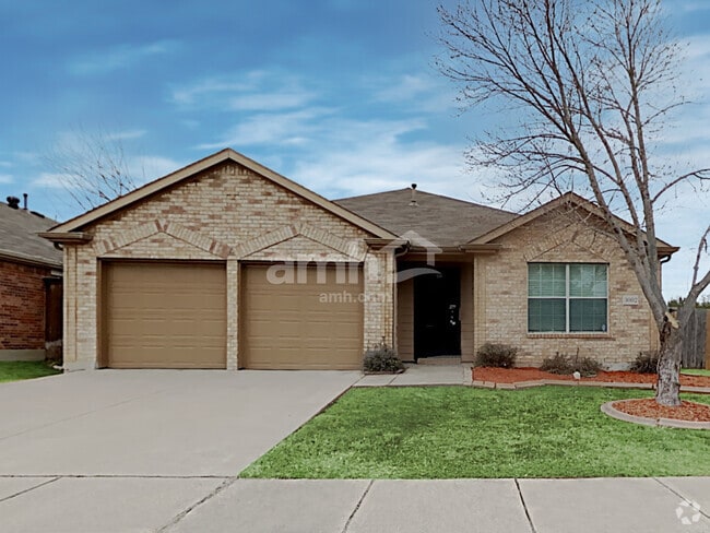 Building Photo - 3002 Marigold Dr