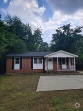 Building Photo - 852 Newcombe Rd