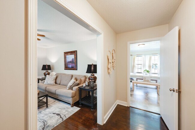 Foto del edificio - 2508 Canal Dr NW