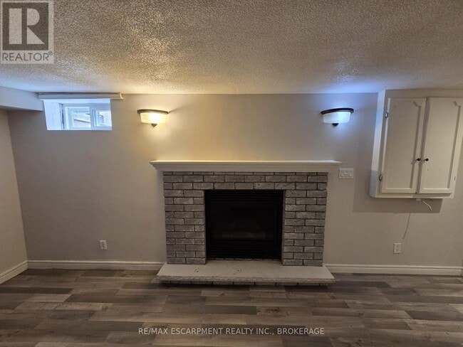 Building Photo - 32 Birchpark Dr