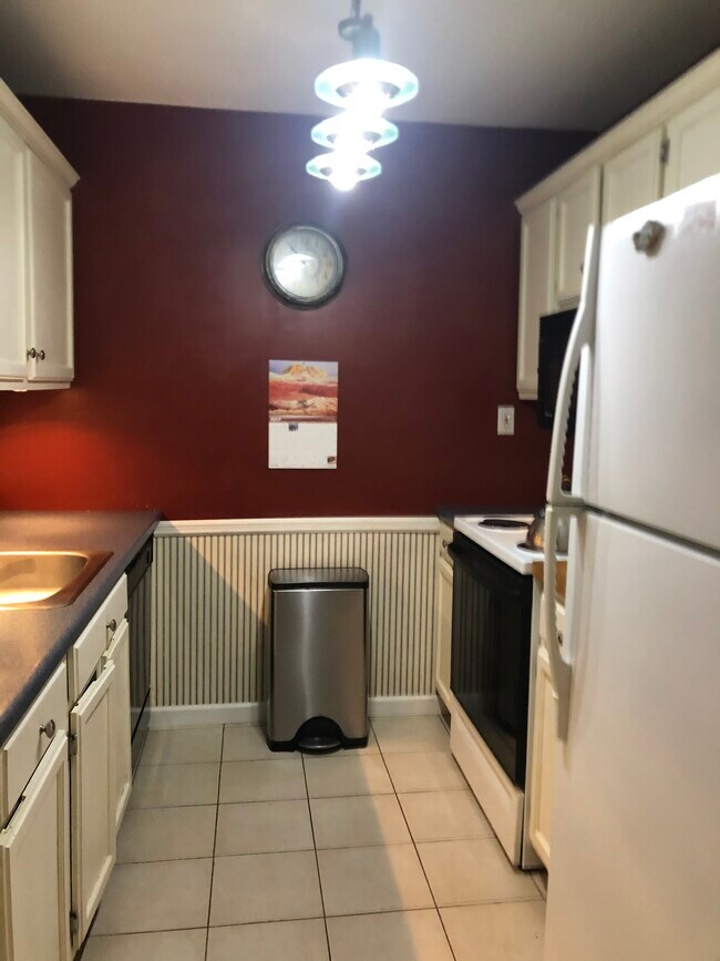 Foto del edificio - 59 Richmond Blvd