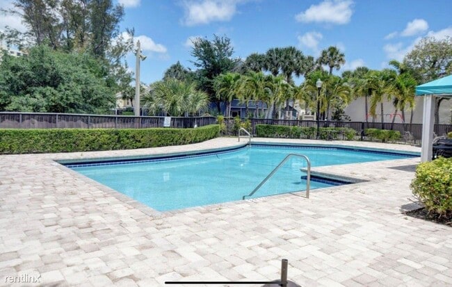 Building Photo - 3 br, 2.5 bath House - 5286 Sapphire Vly