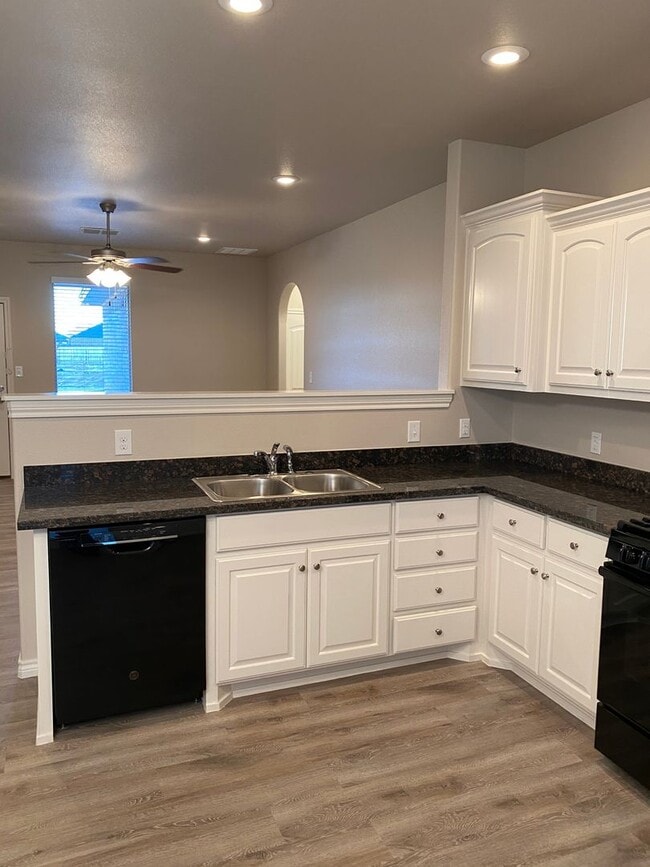 Beautiful Brand New Tim Roten Custom Brick... House Rental in Lubbock