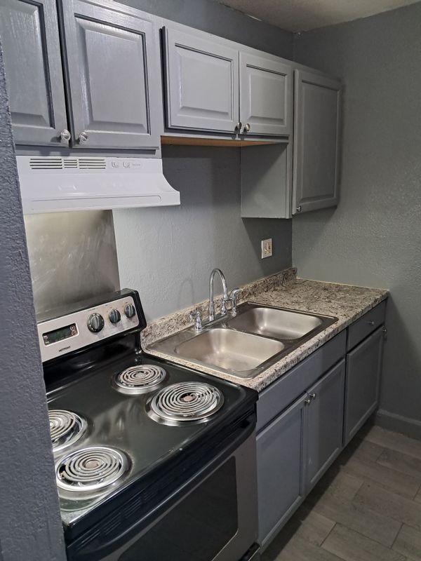 Foto del edificio - 1425 N Yosemite St