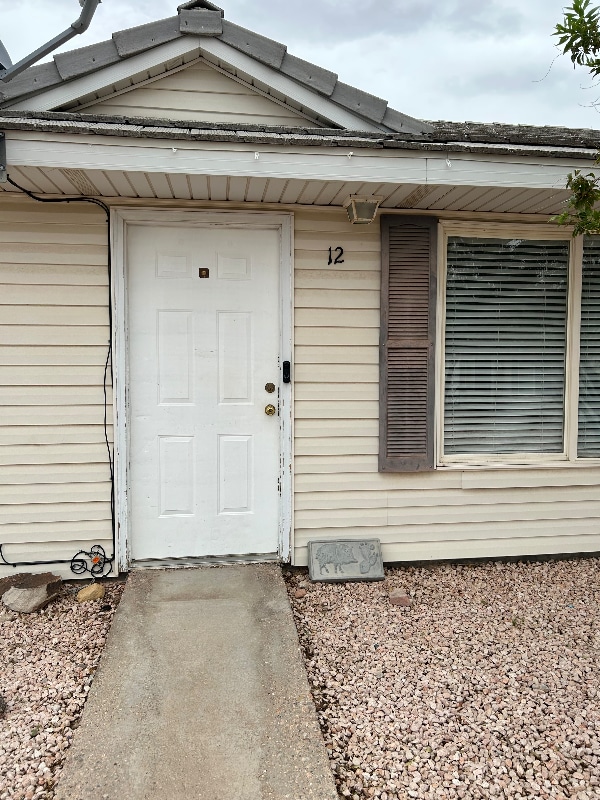 Primary Photo - 220 N Jones St