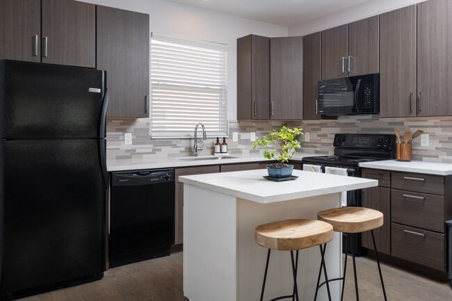 Building Photo - Enclave Rigden Farm