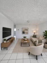 Building Photo - 4030 SW 61st Ave
