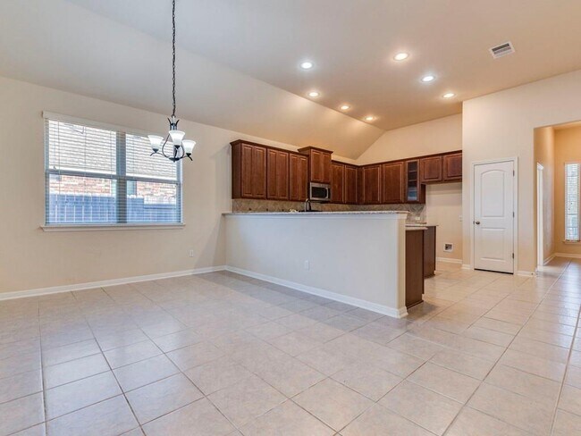 Building Photo - 2305 Broken Wagon Dr