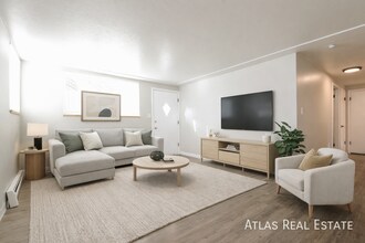 Building Photo - 6035 W 39th Ave