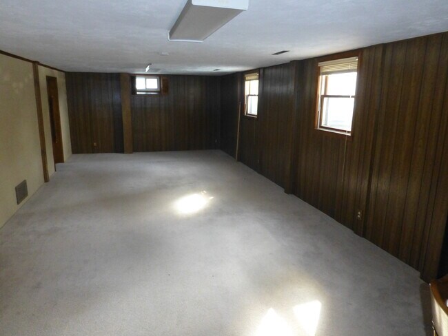 Basement with sun windows - 421 N 56th St