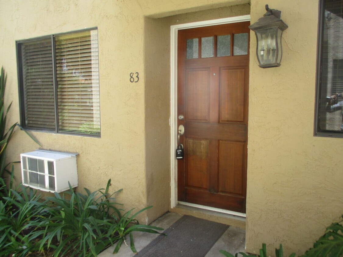 Primary Photo - Beautiful 1 bedroom 1 bath 1st floor condo...