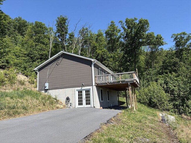 Foto del edificio - SINGLE FAMILY HOME