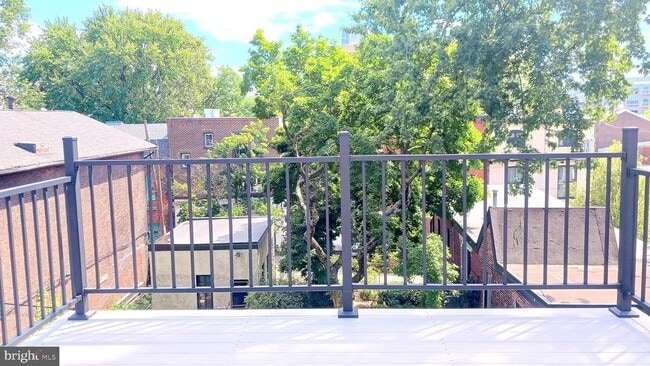 Building Photo - 3614 Baring St