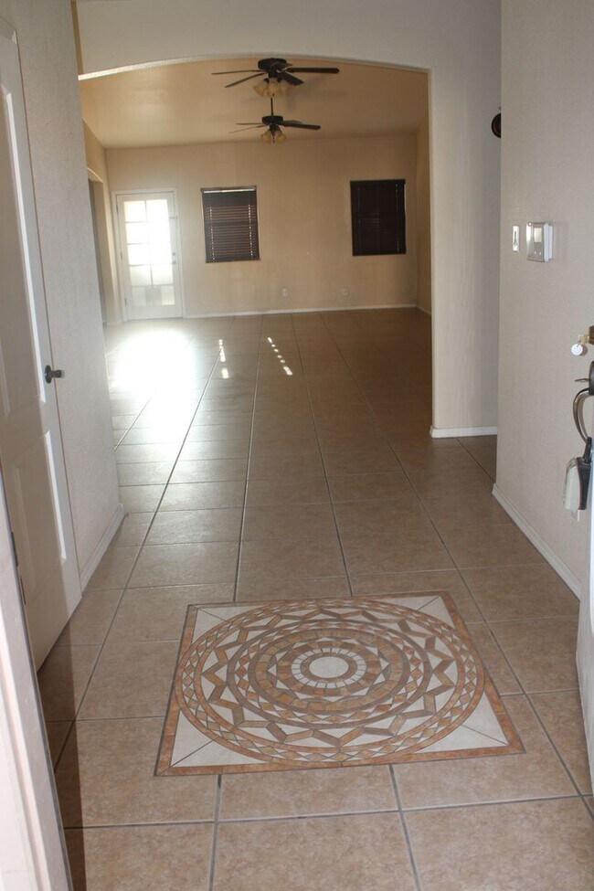 Building Photo - 3645 SAMMY REECE