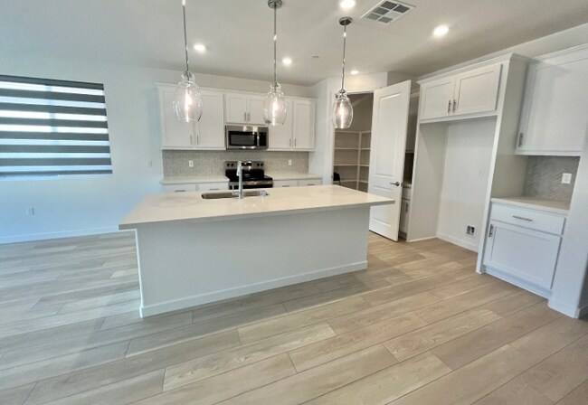Foto del edificio - 3240 Bear Oak St