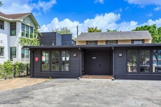 Building Photo - 1420 W Alabama St