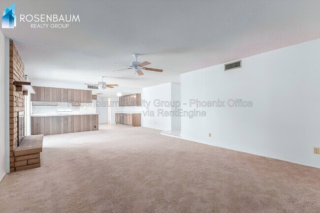 Building Photo - 2415 W Plata Ave