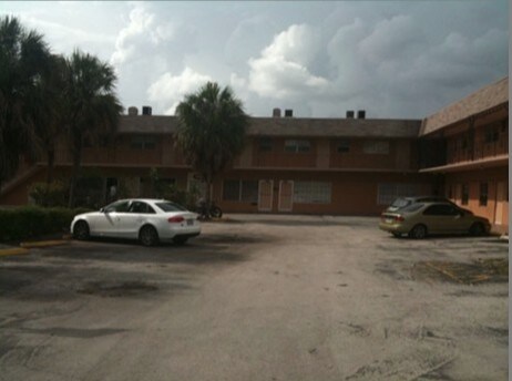 Foto del edificio - Hollywood Park West