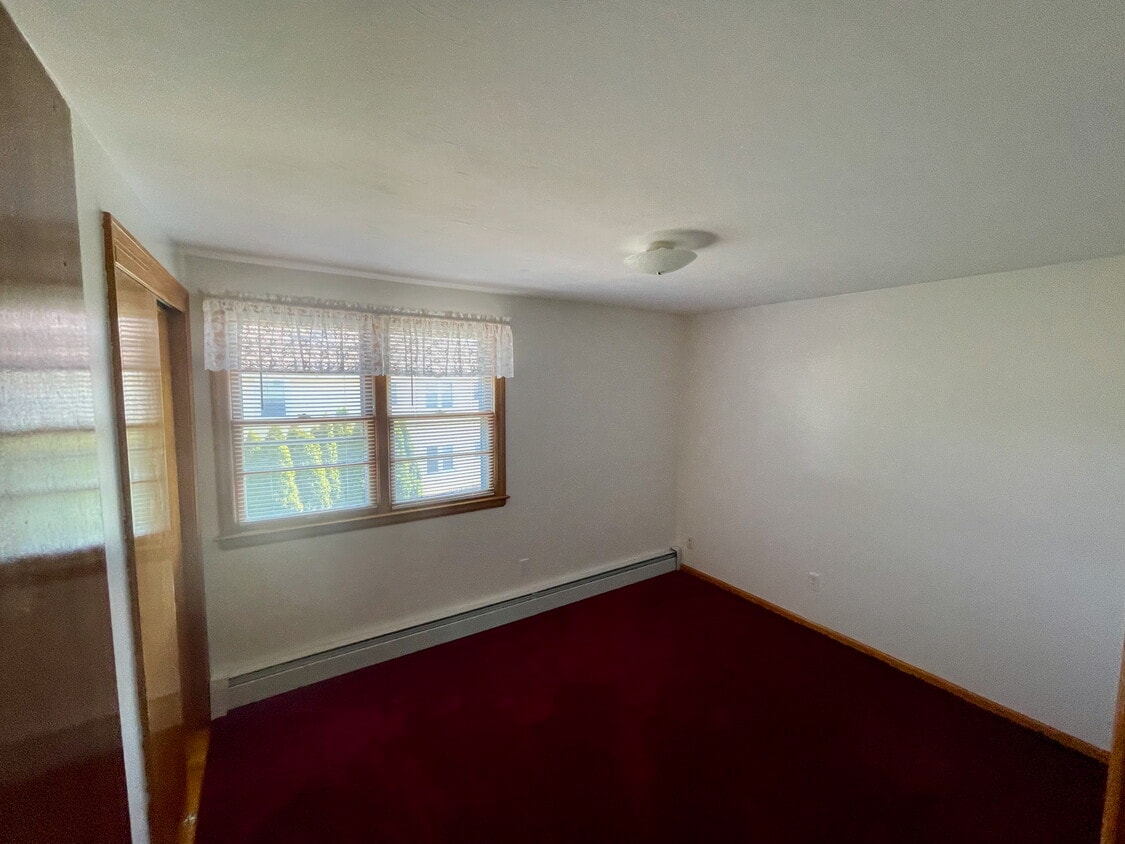 Foto del edificio - 685 Burritt St