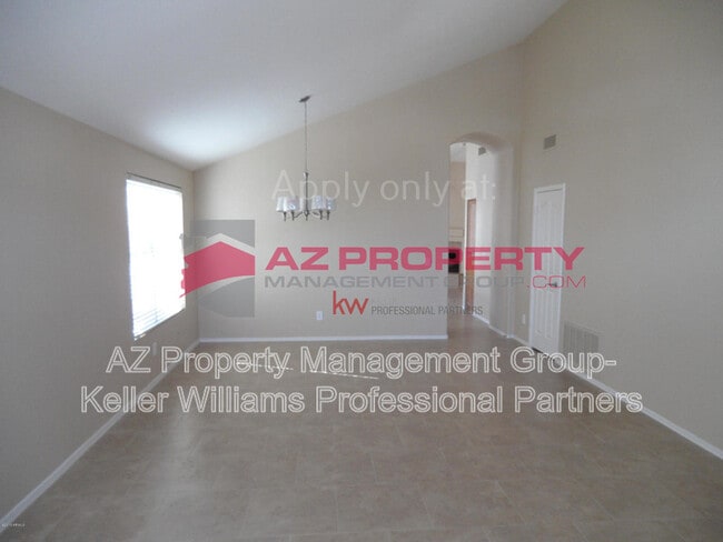 Foto del edificio - 5755 W Brown St