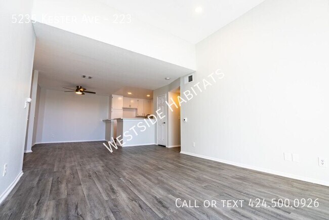 Foto del edificio - 5235 Kester Ave