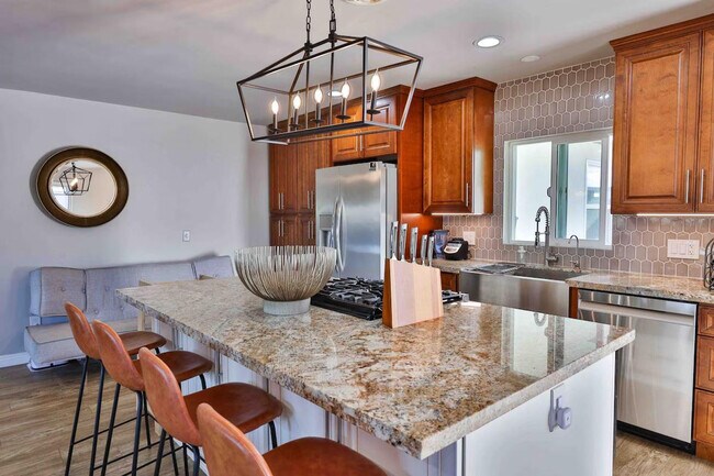 Foto del edificio - 6479 Carthage St