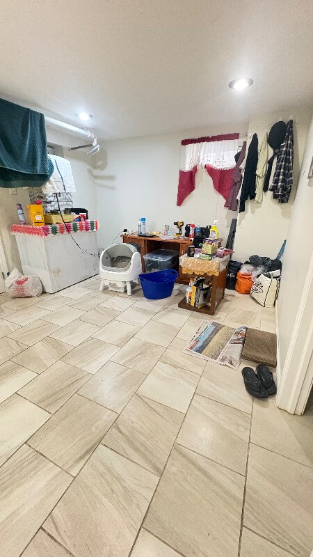 Foto del edificio - 92-57 216th St