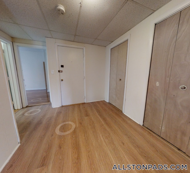 Building Photo - 1135 Commonwealth Ave