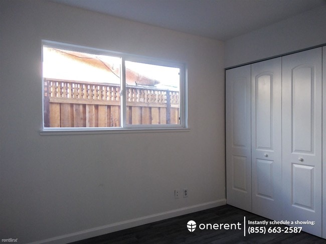 Building Photo - 577 Sinclair Dr