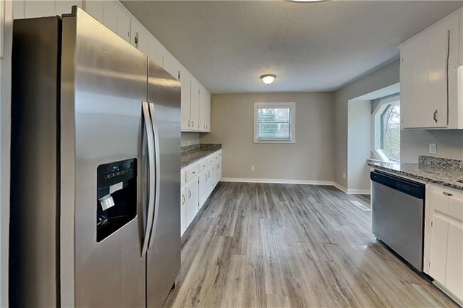 Foto del edificio - 3932 Fairington Dr