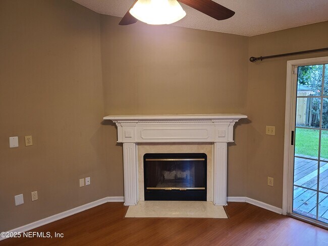 Building Photo - 1426 Starboard Ct