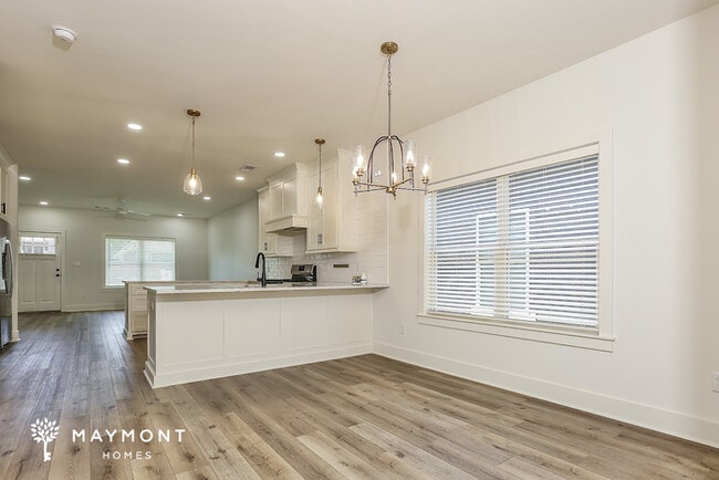 Building Photo - 16312 Lamarche Dr