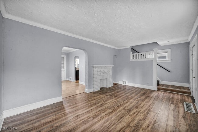 Building Photo - 3598 E 108th St